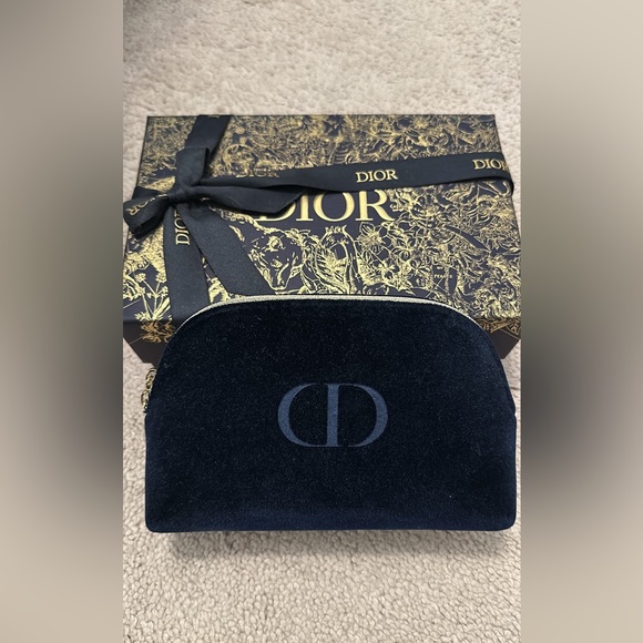 DIOR COSMETIC POUCH - Picture 1 of 1